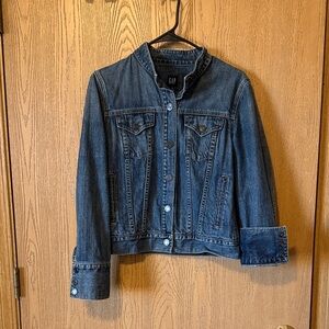 GAP Women's Classic Blue Jean Jacket